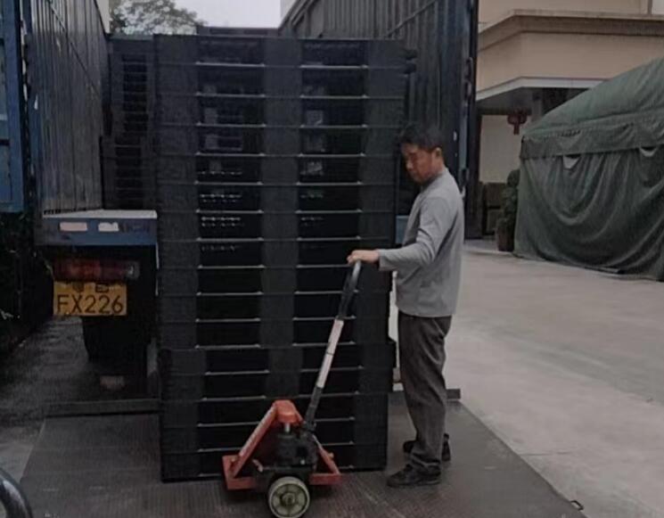 塑胶卡板1100*1100*150出货案例