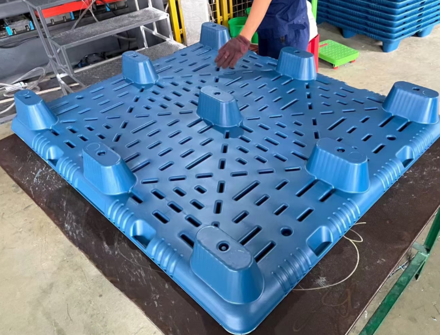 深圳吹塑卡板：9月3日工艺-5